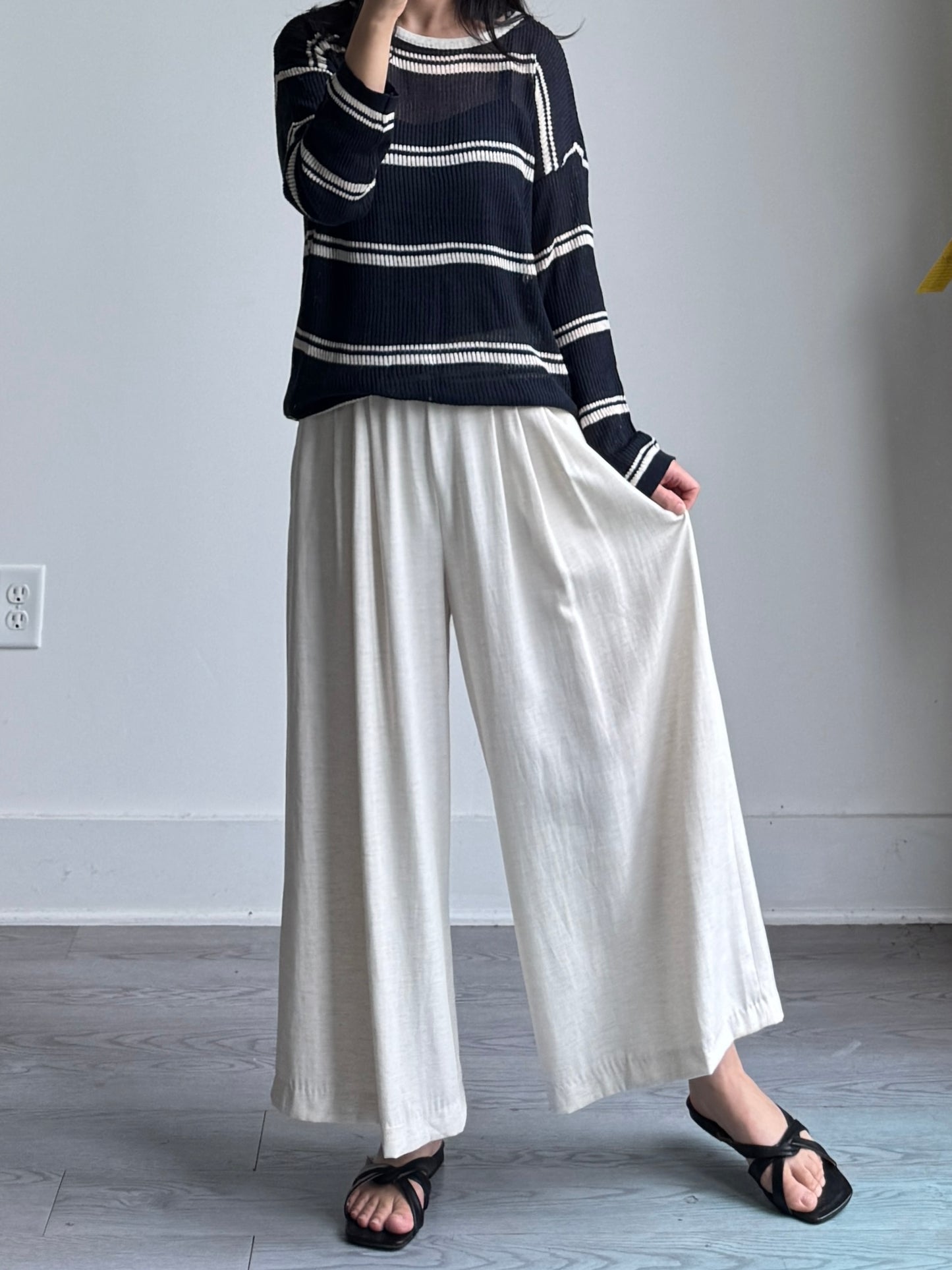 Pleated Pants - AdoreMeU