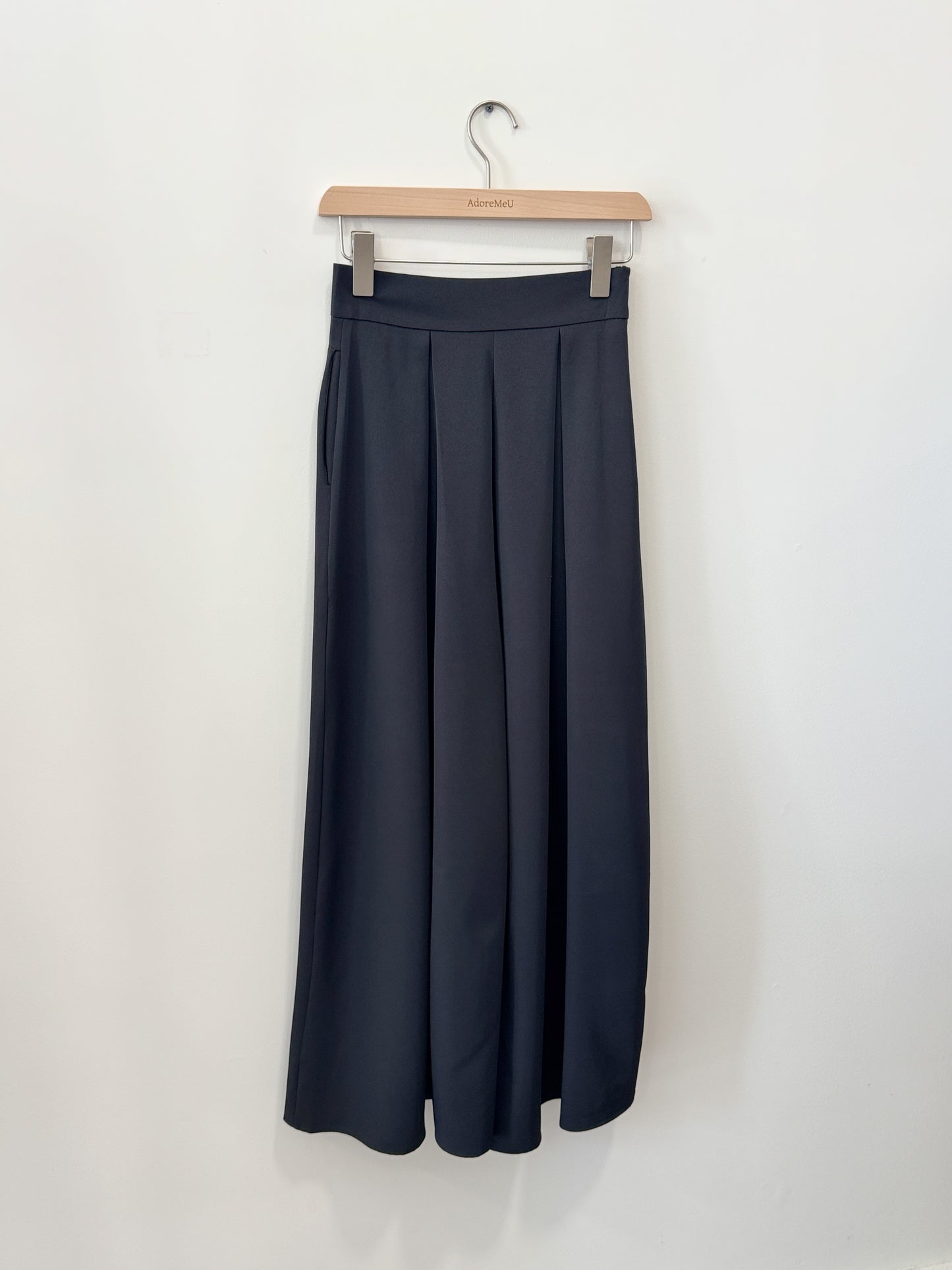 Pintuck Wide Slacks (~5/12)