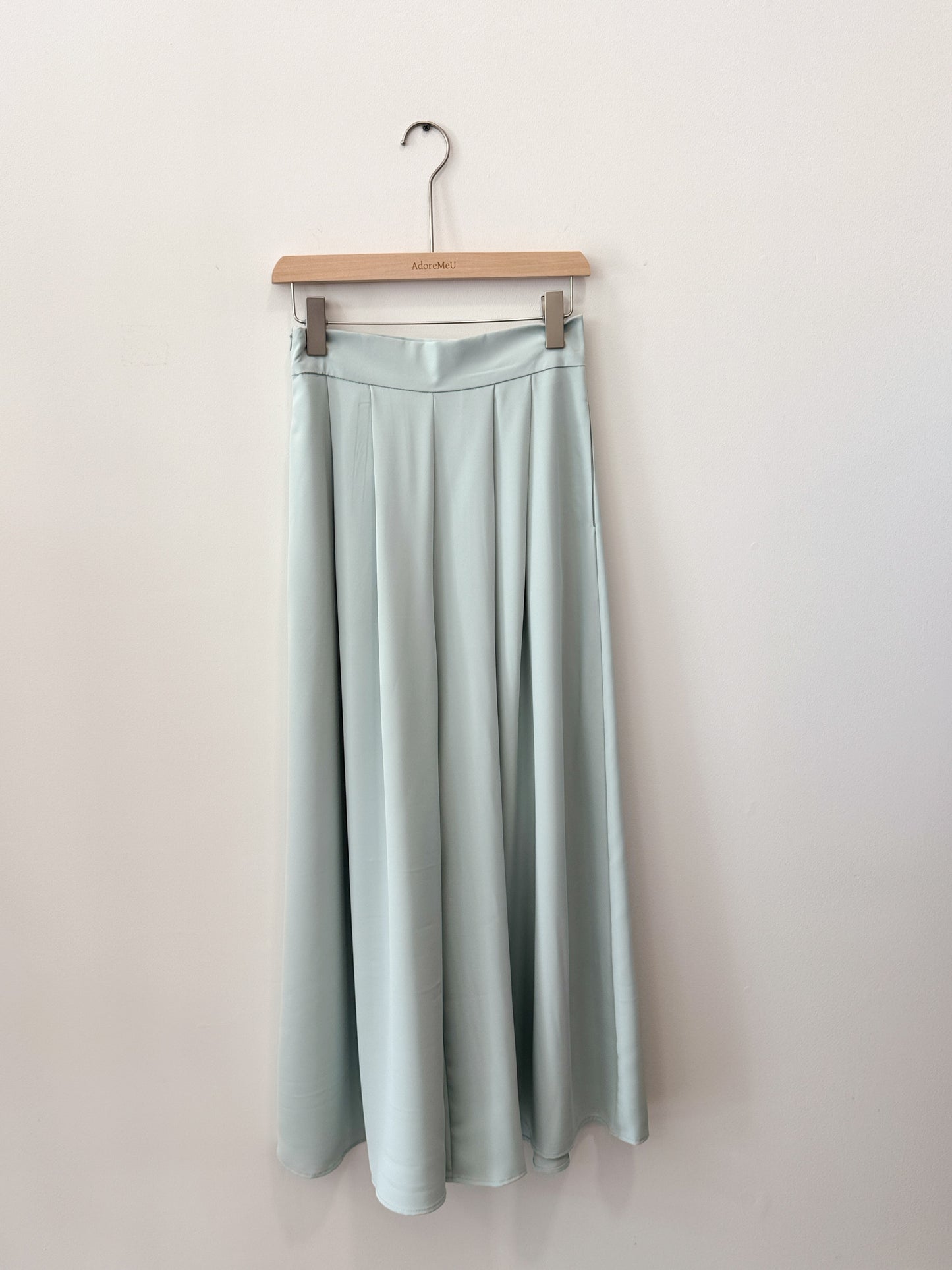 Pintuck Wide Slacks (~5/12)