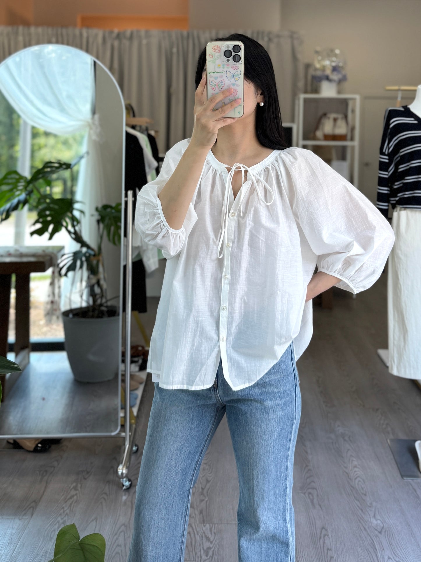Tie-Neck Balloon Sleeve Blouse(~9/8)