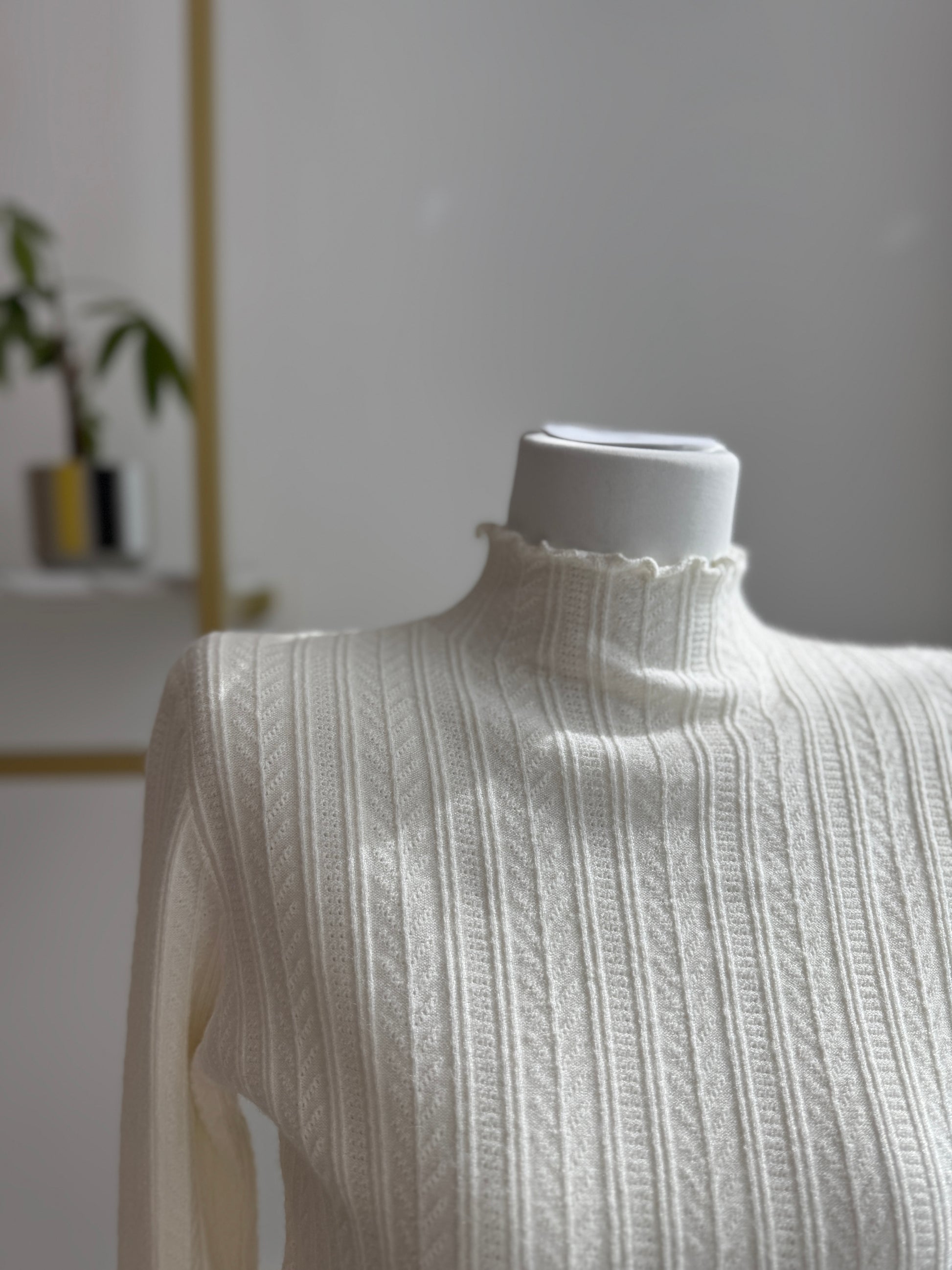 Leaf Mockneck Tshirt - AdoreMeU
