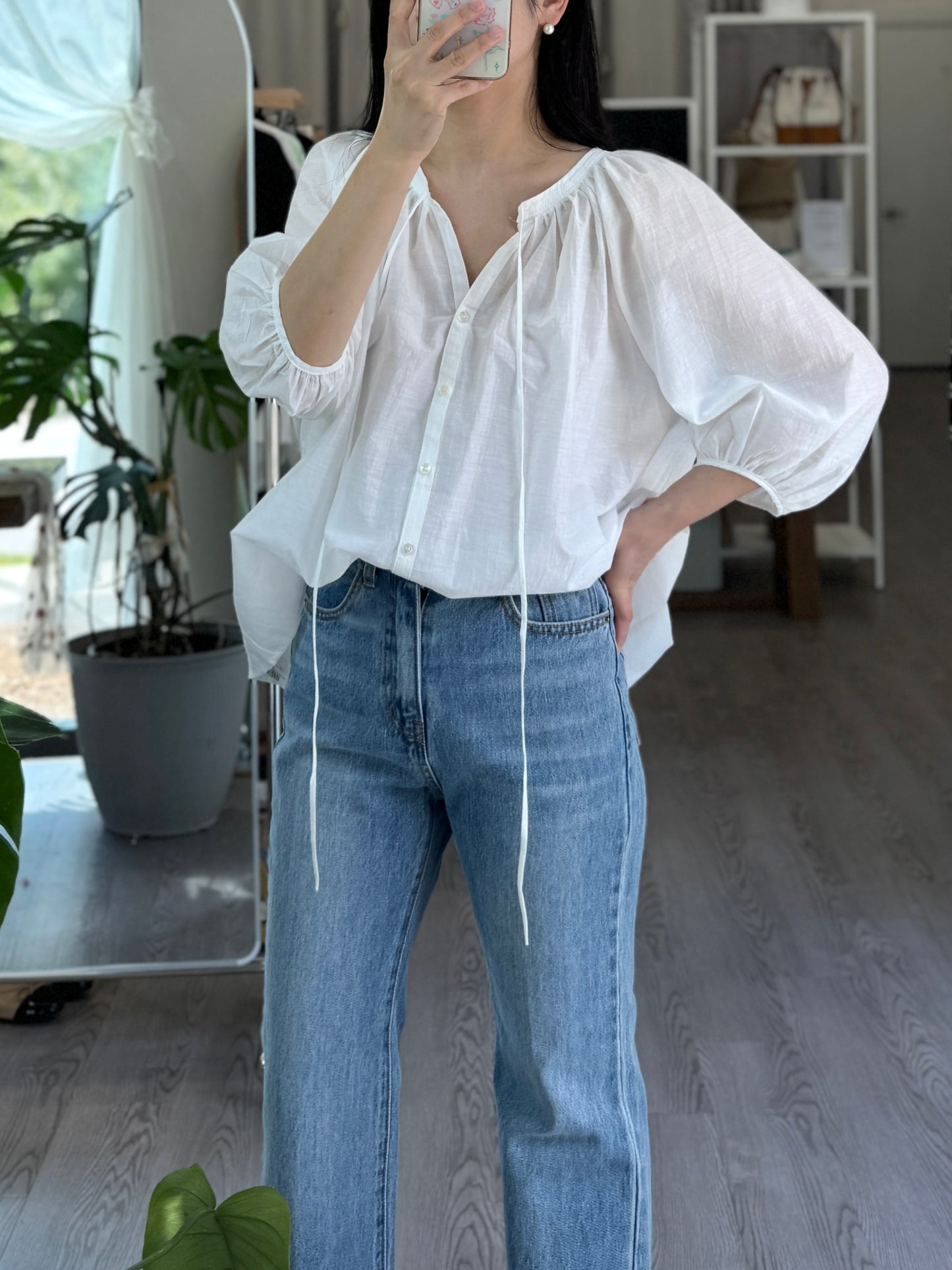 Tie-Neck Balloon Sleeve Blouse(~9/8)
