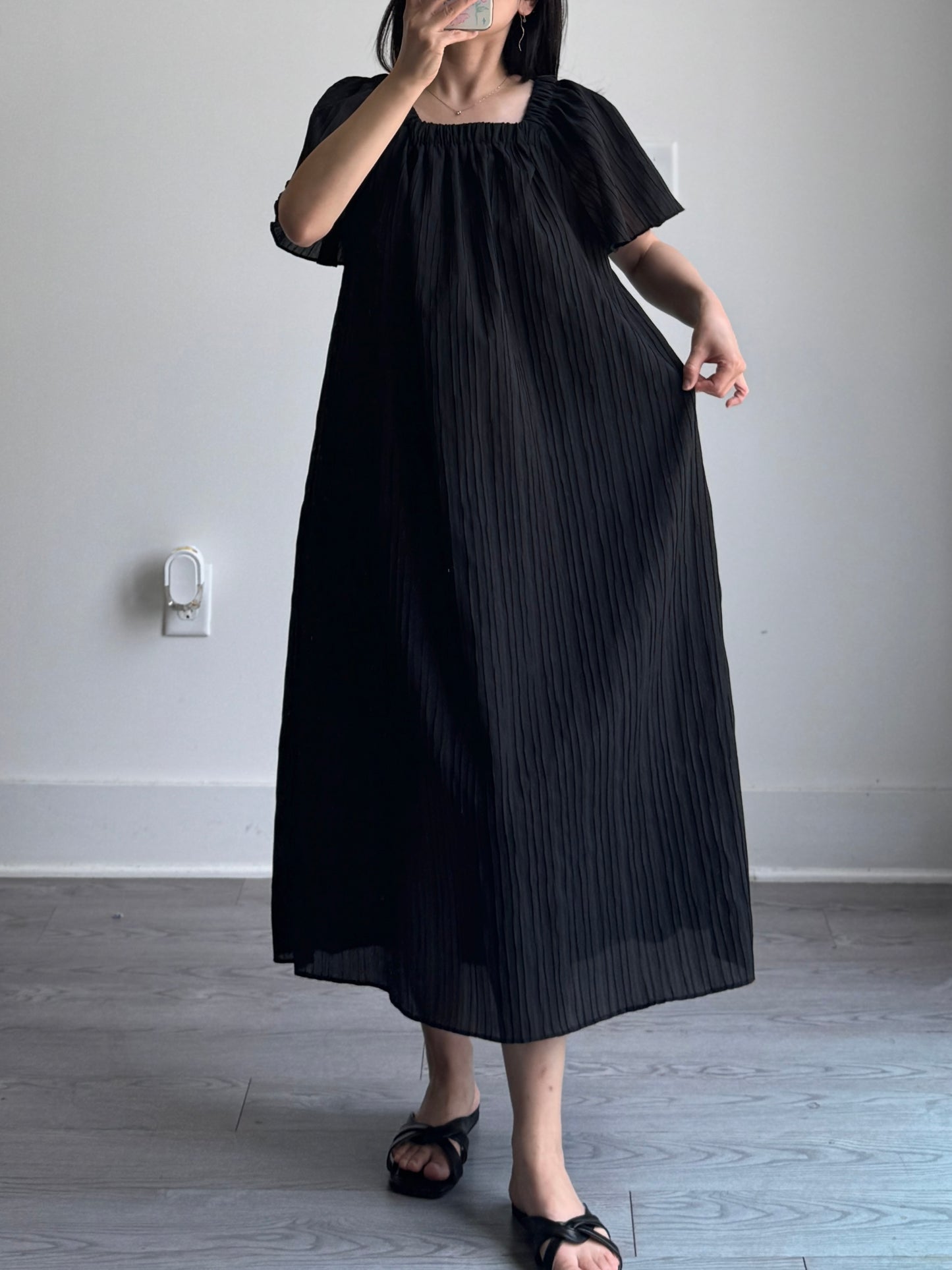 Breezy Flowy Maxi Dress - AdoreMeU