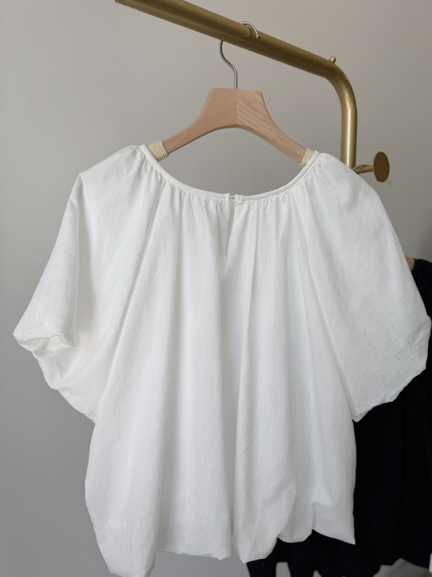Balloon Blouse - AdoreMeU