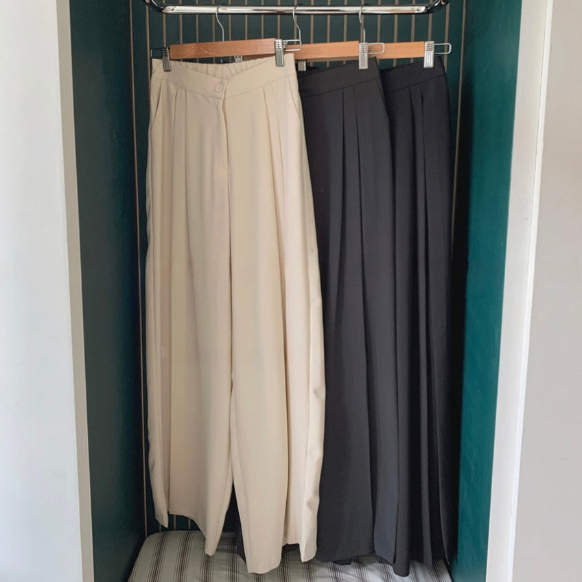 * Airy Pleated Wide Slacks
