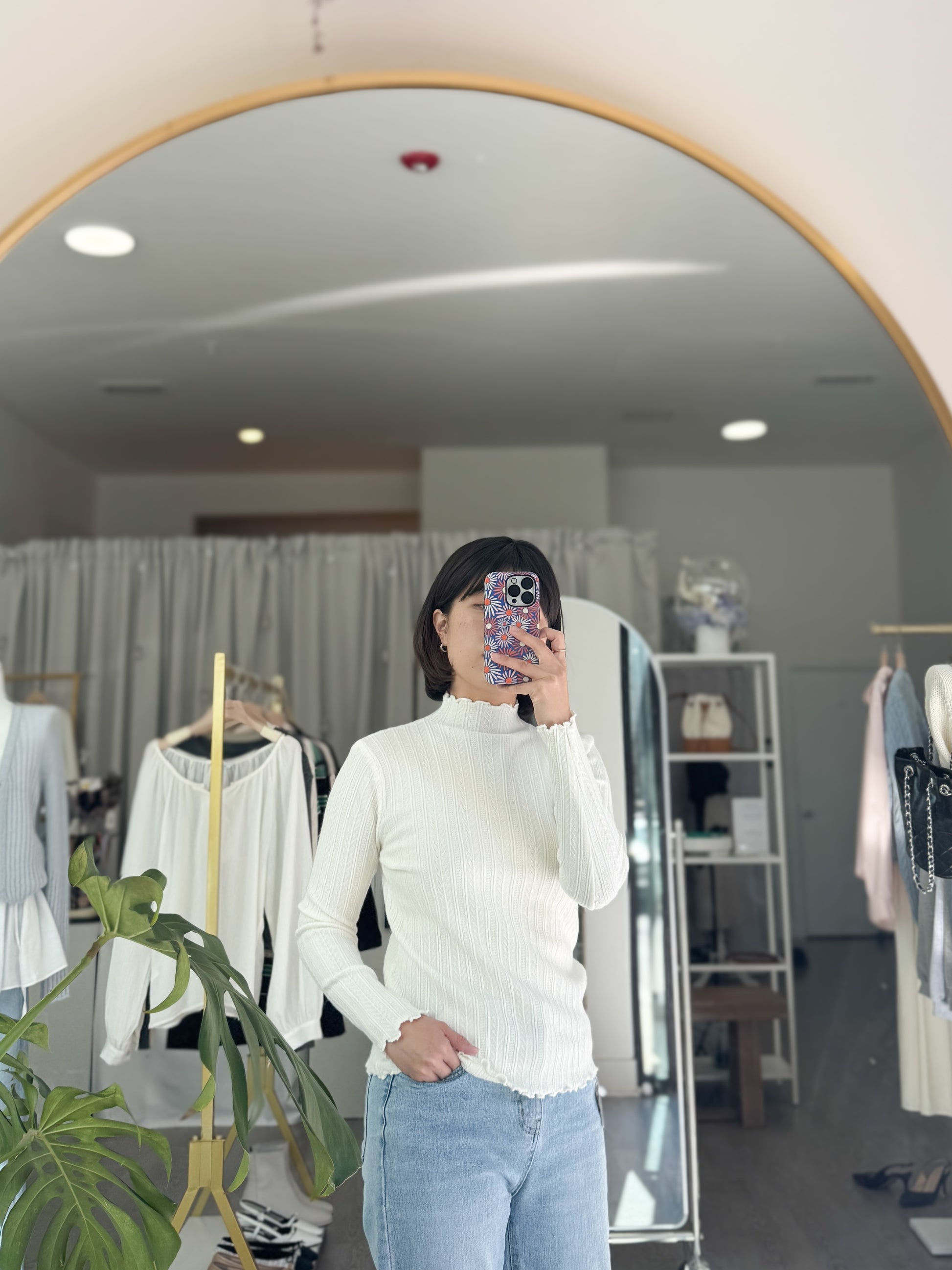 Leaf Mockneck Tshirt - AdoreMeU