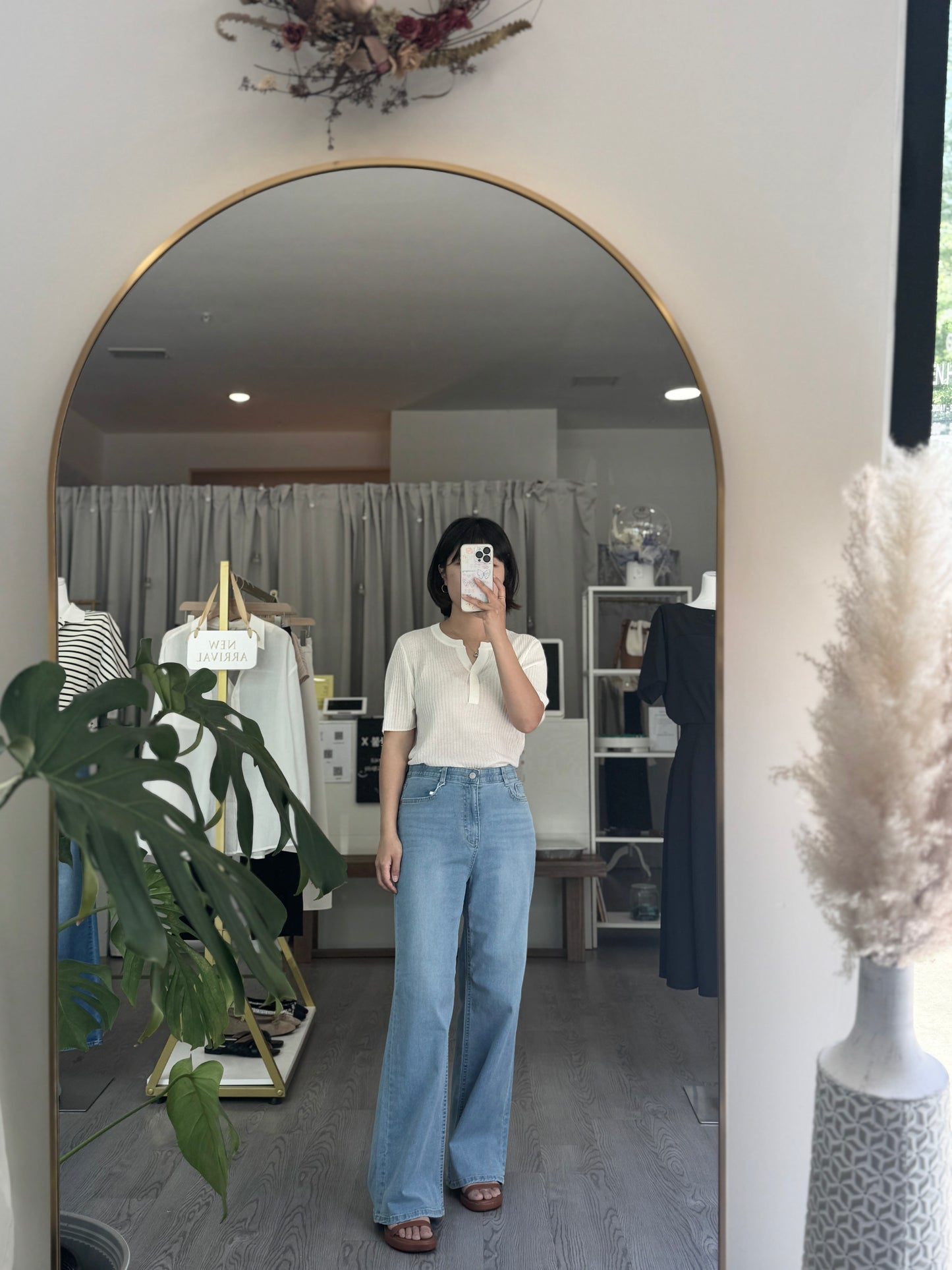 Secret Semi Wide Denim