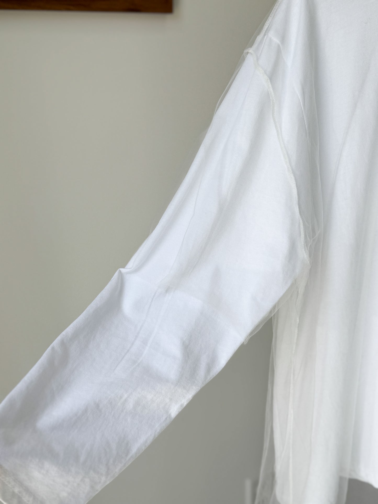 Soft Net Layered Tee - AdoreMeU