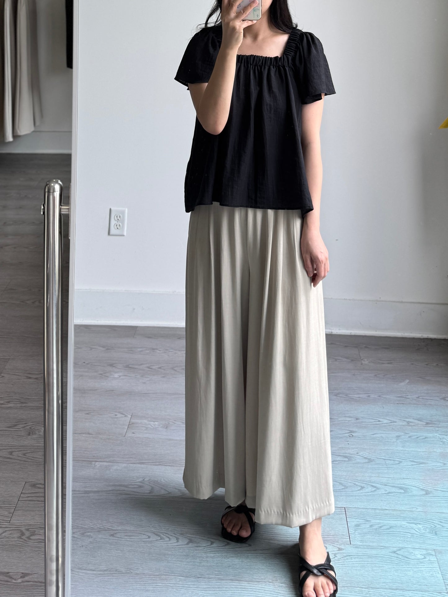 Pleated Pants - AdoreMeU