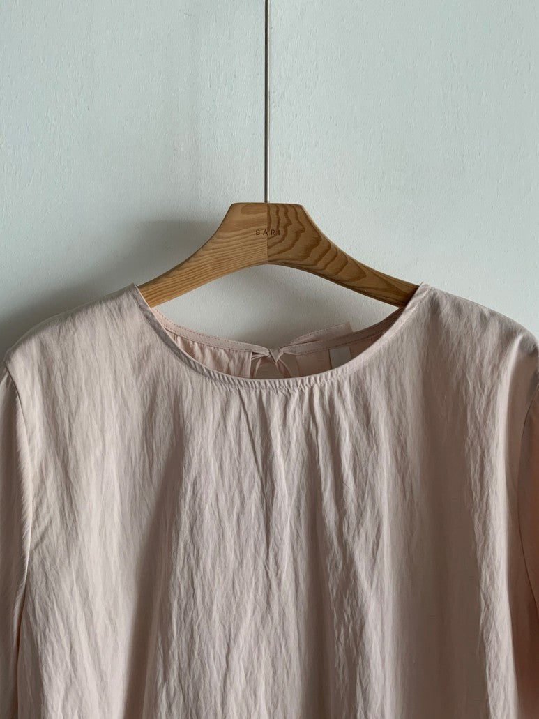 * Back Ribbon Soft Blouse