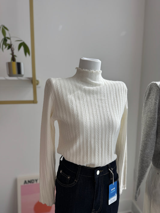 Leaf Mockneck Tshirt - AdoreMeU