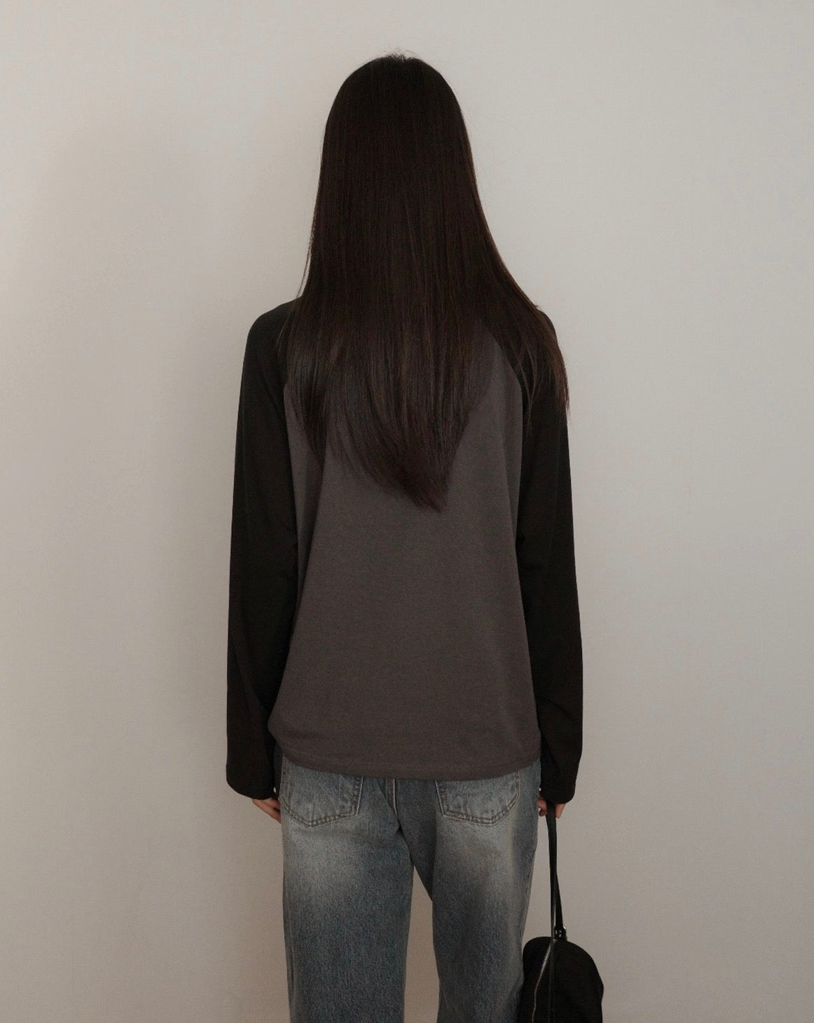 Contrast Raglan T-shirt(고윤정티)
