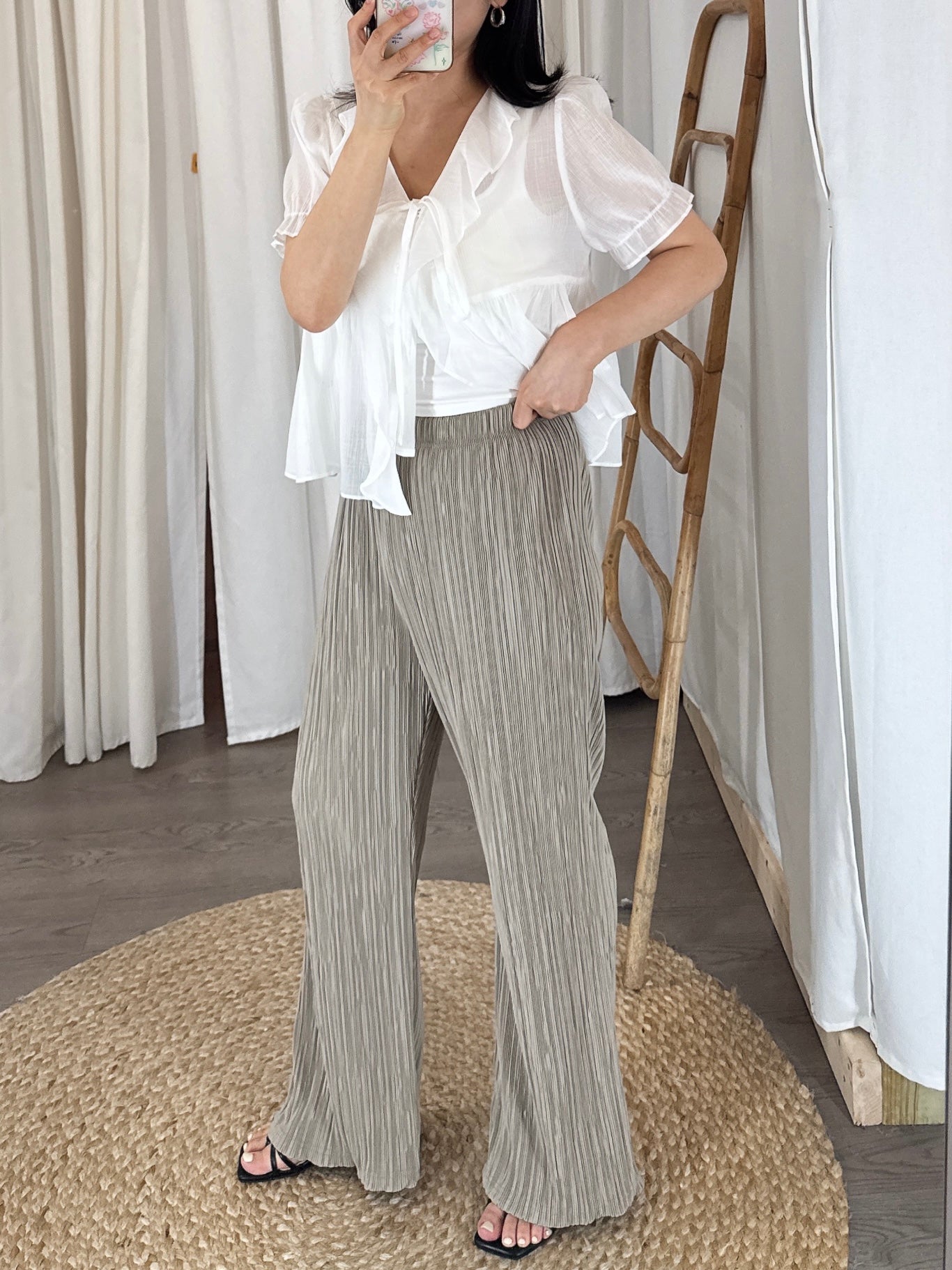 Comfy Pleats Pants(~7/18)