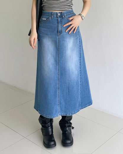 * A-Line Front Pocket Skirt