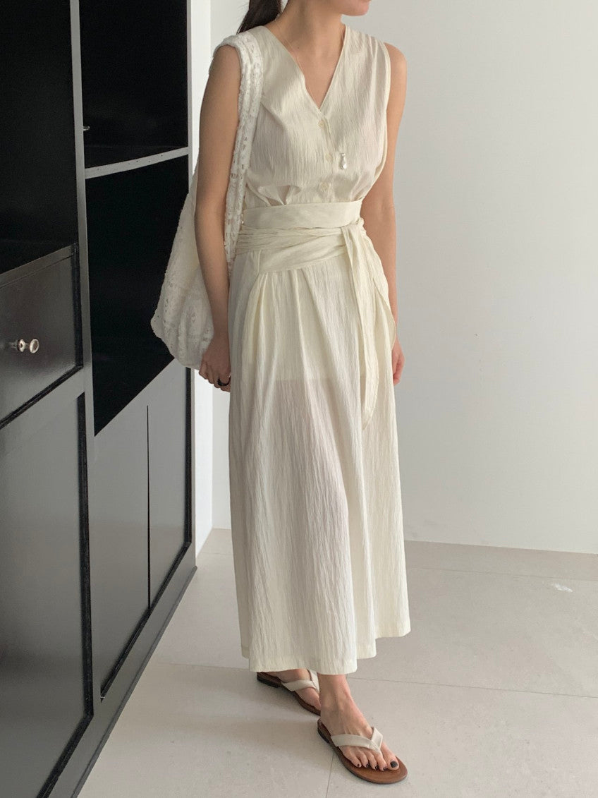 * Dove Sleeveless Maxi Dress