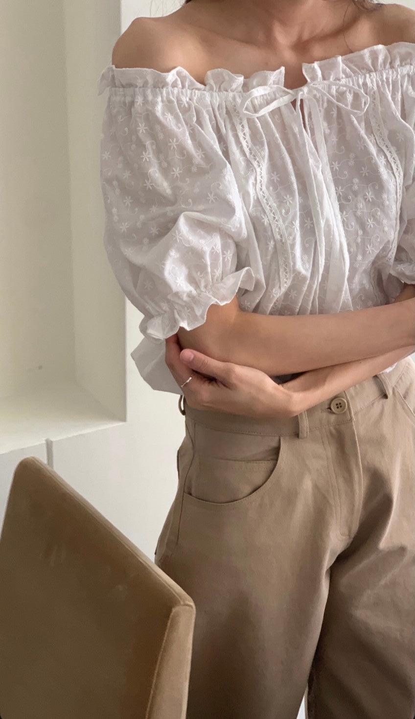 * Stay Blouse