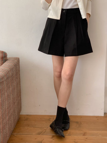 * Pintuck Cotton Shorts