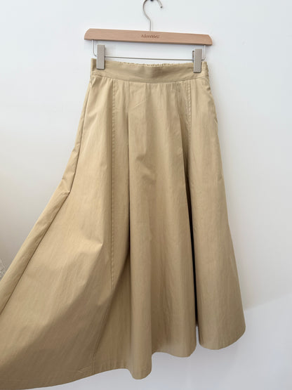 Pintuck A line Skirt