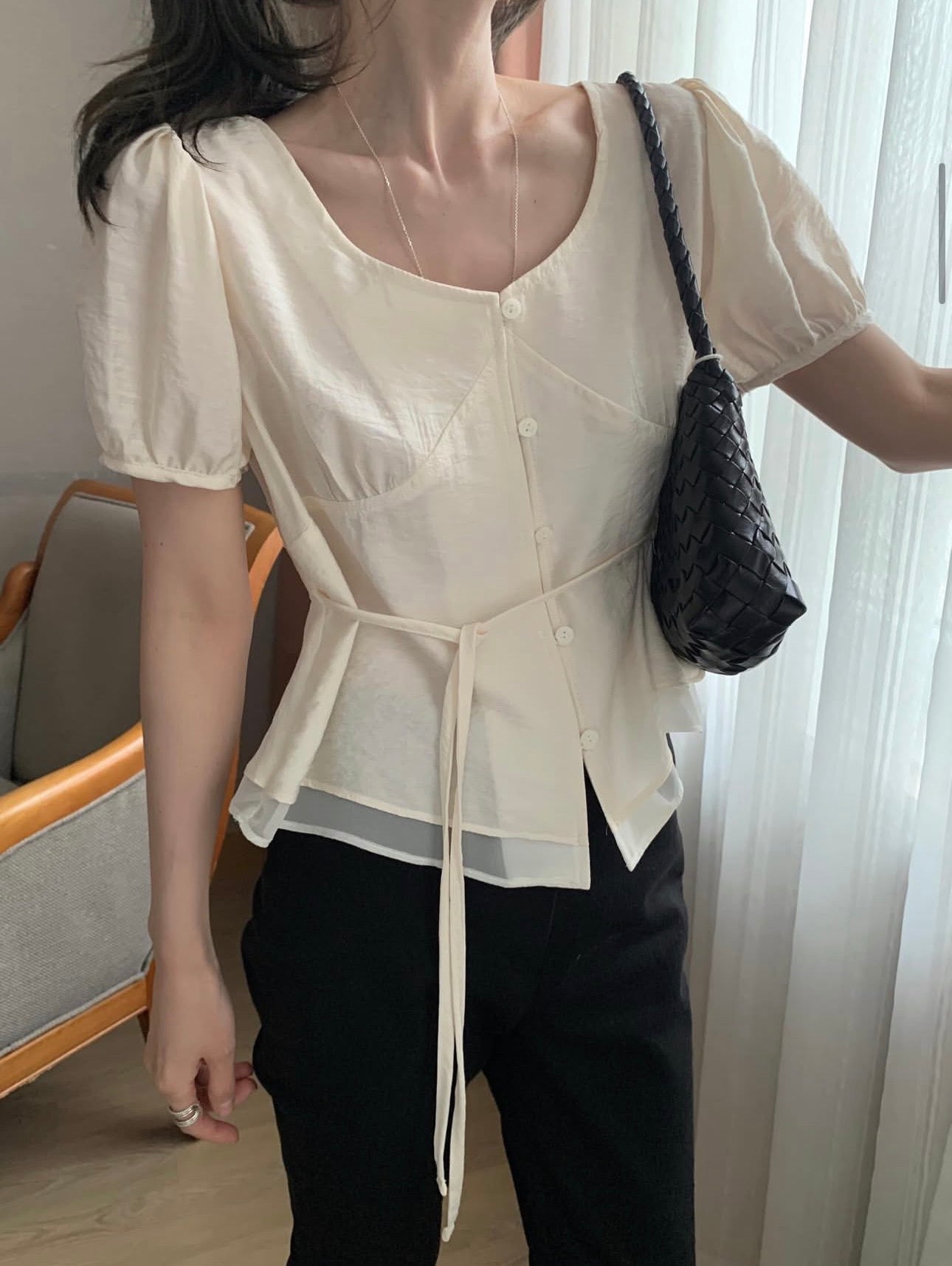 * Half Sleeve Shirring Blouse