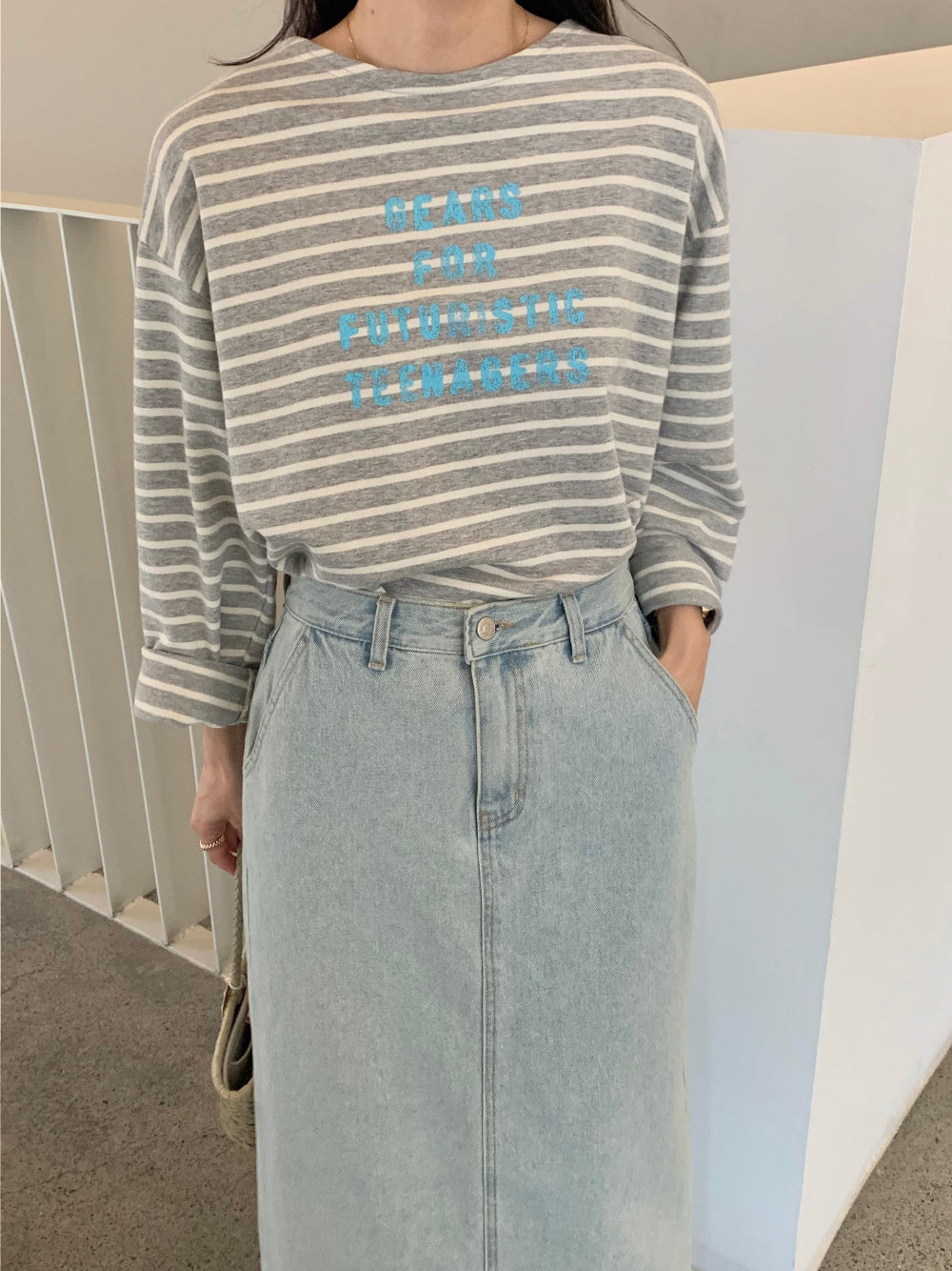 *Stripe Lettering T-Shirt