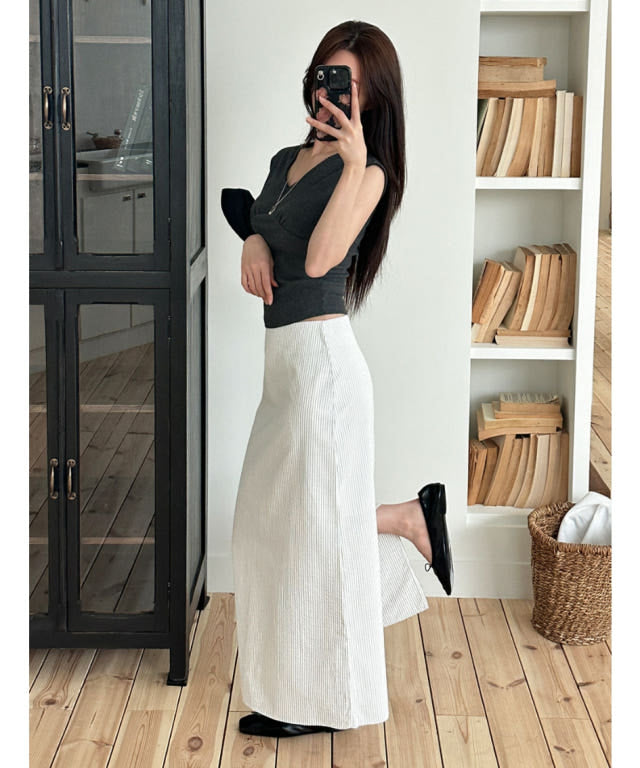 * Stripe Semi A-Line Long Skirt