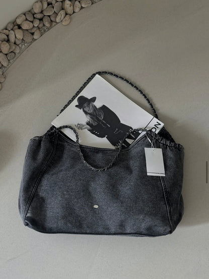 * Arc Big Shoulder Bag