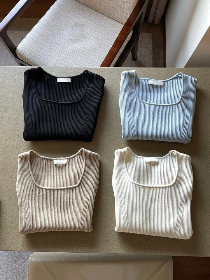 * Square Neck Knit Tee