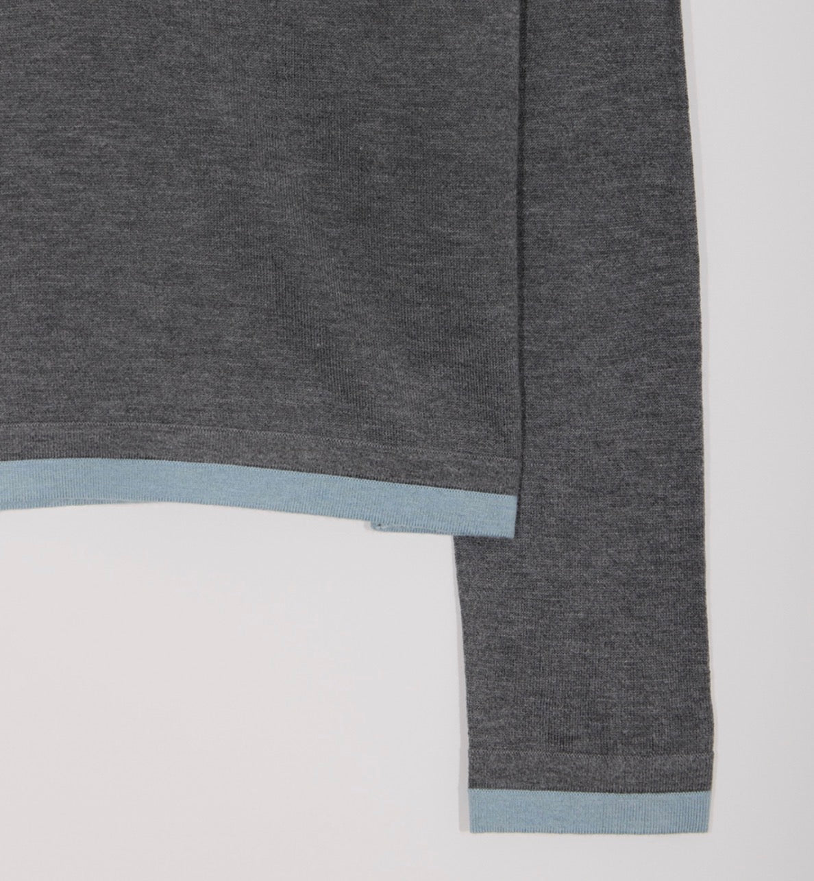 Layered V Knit(~9/24)