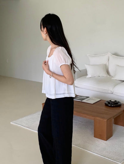 *Audrey Puff Blouse