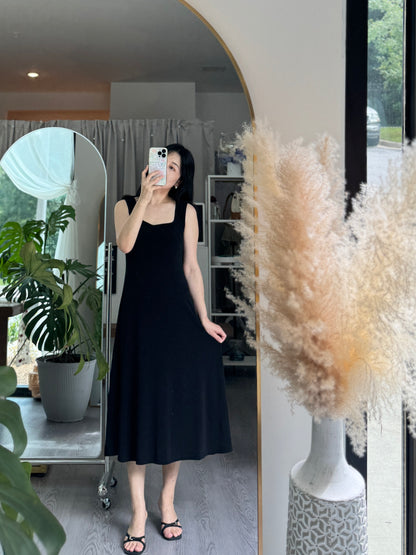 Square Grace Dress - AdoreMeU