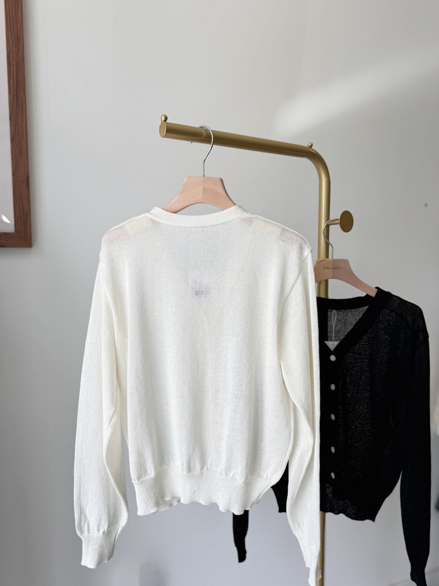 Linen V neck Cardigan (~5/19)