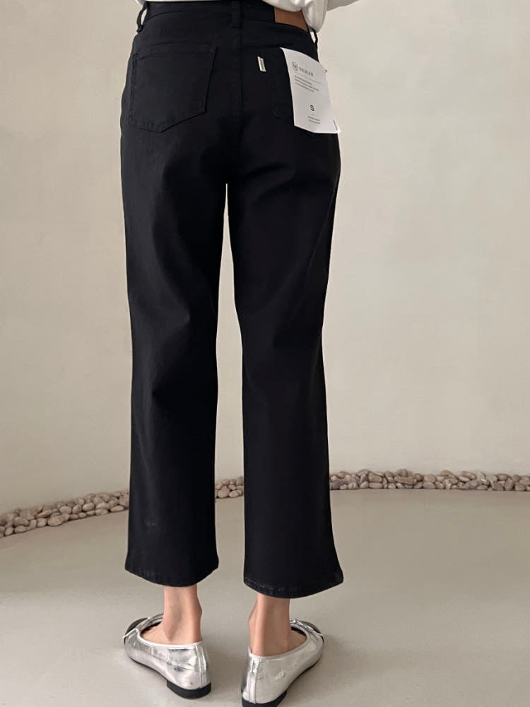 * Straight-leg cotton pants