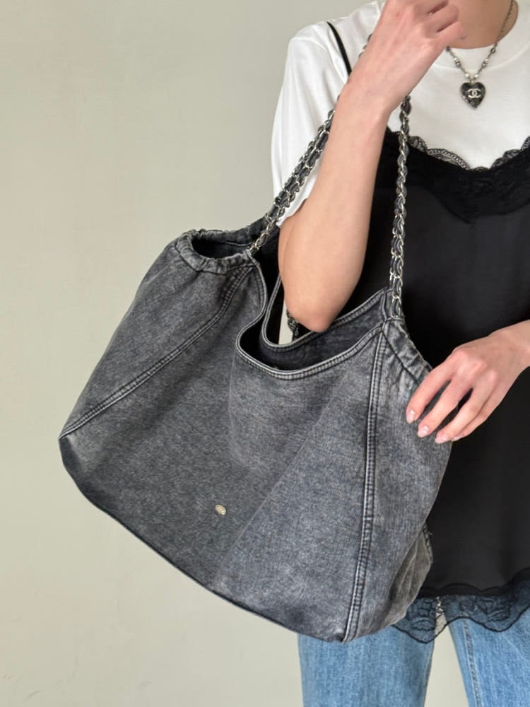 * Arc Big Shoulder Bag