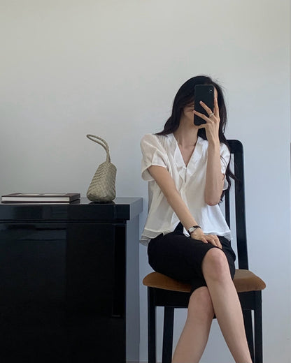 * Mori Pintuck Frill Blouse