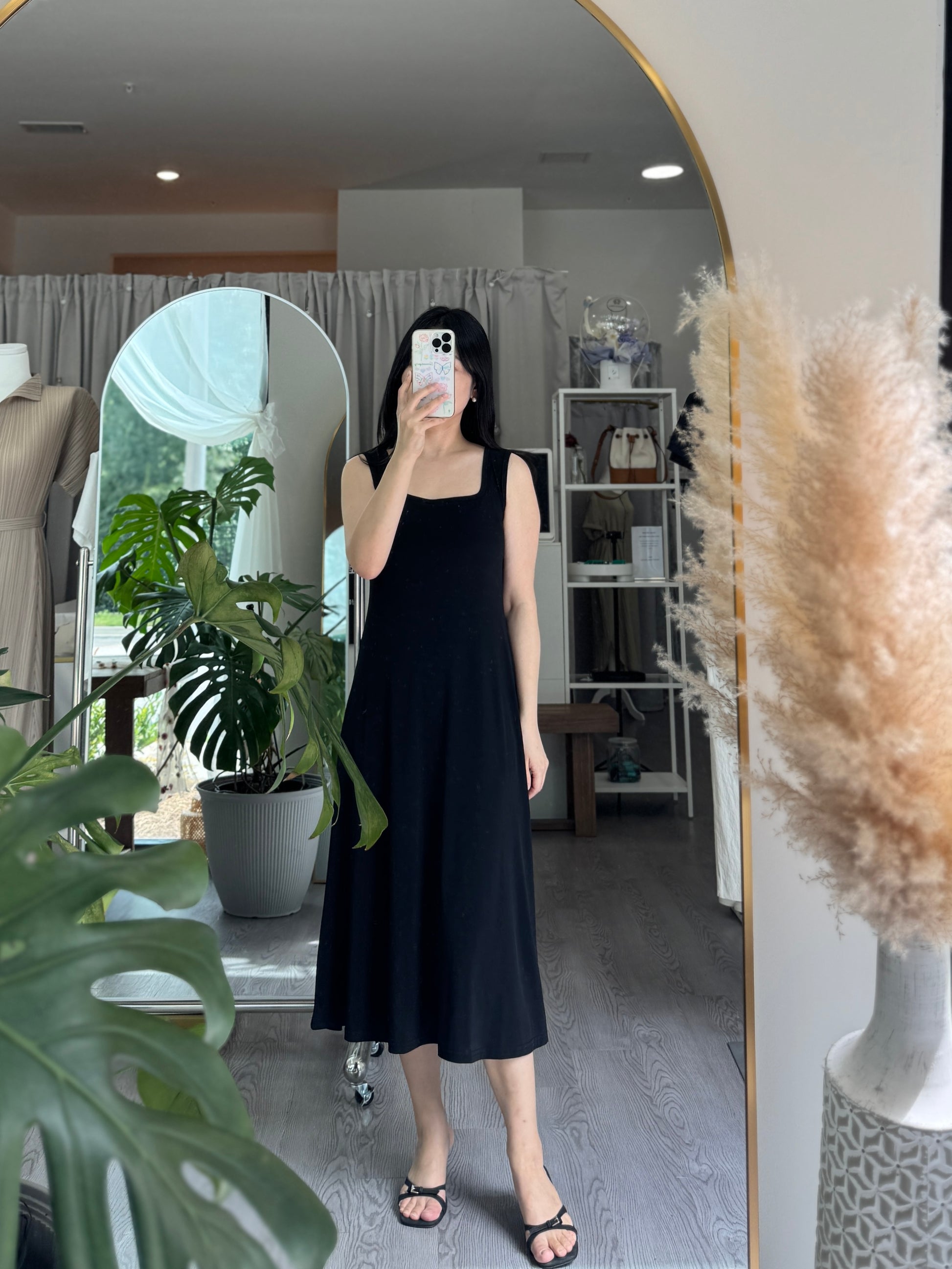 Square Grace Dress - AdoreMeU