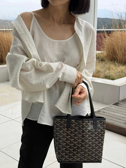 * Sleeveless & Shirt Set