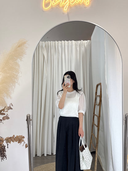 Soft Sleeve Knit Blouse