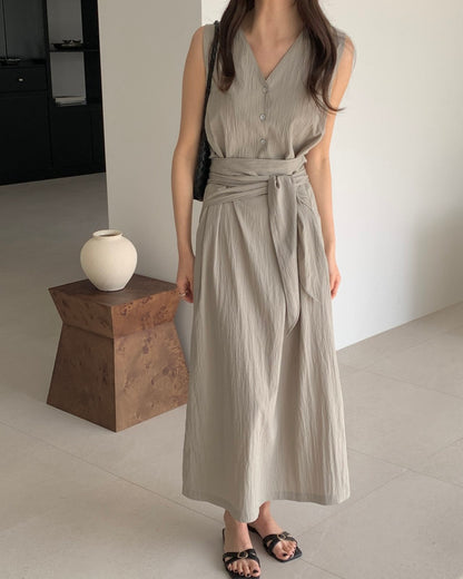 * Dove Sleeveless Maxi Dress