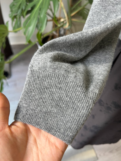 Soft V Cash Knit