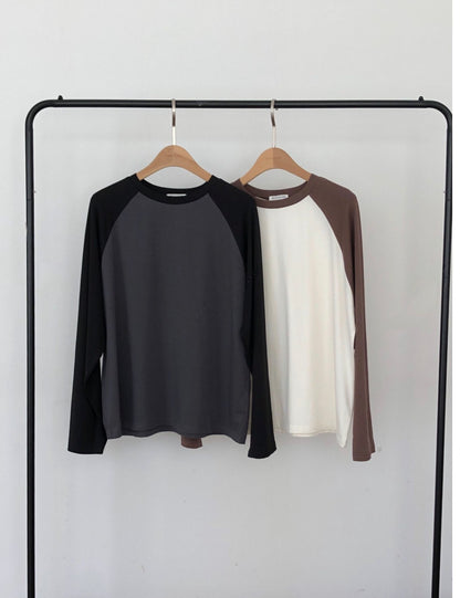 Contrast Raglan T-shirt(고윤정티)