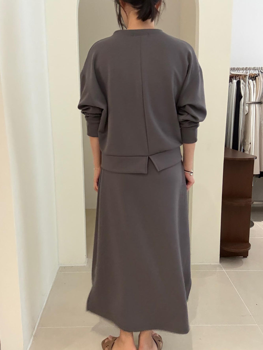 Sweatshirt & Long Skirt Set(~10/1)