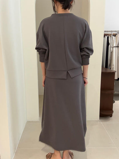Sweatshirt & Long Skirt Set(~10/1)