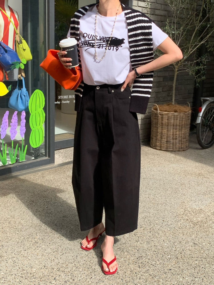 * Louis Silket T-Shirt