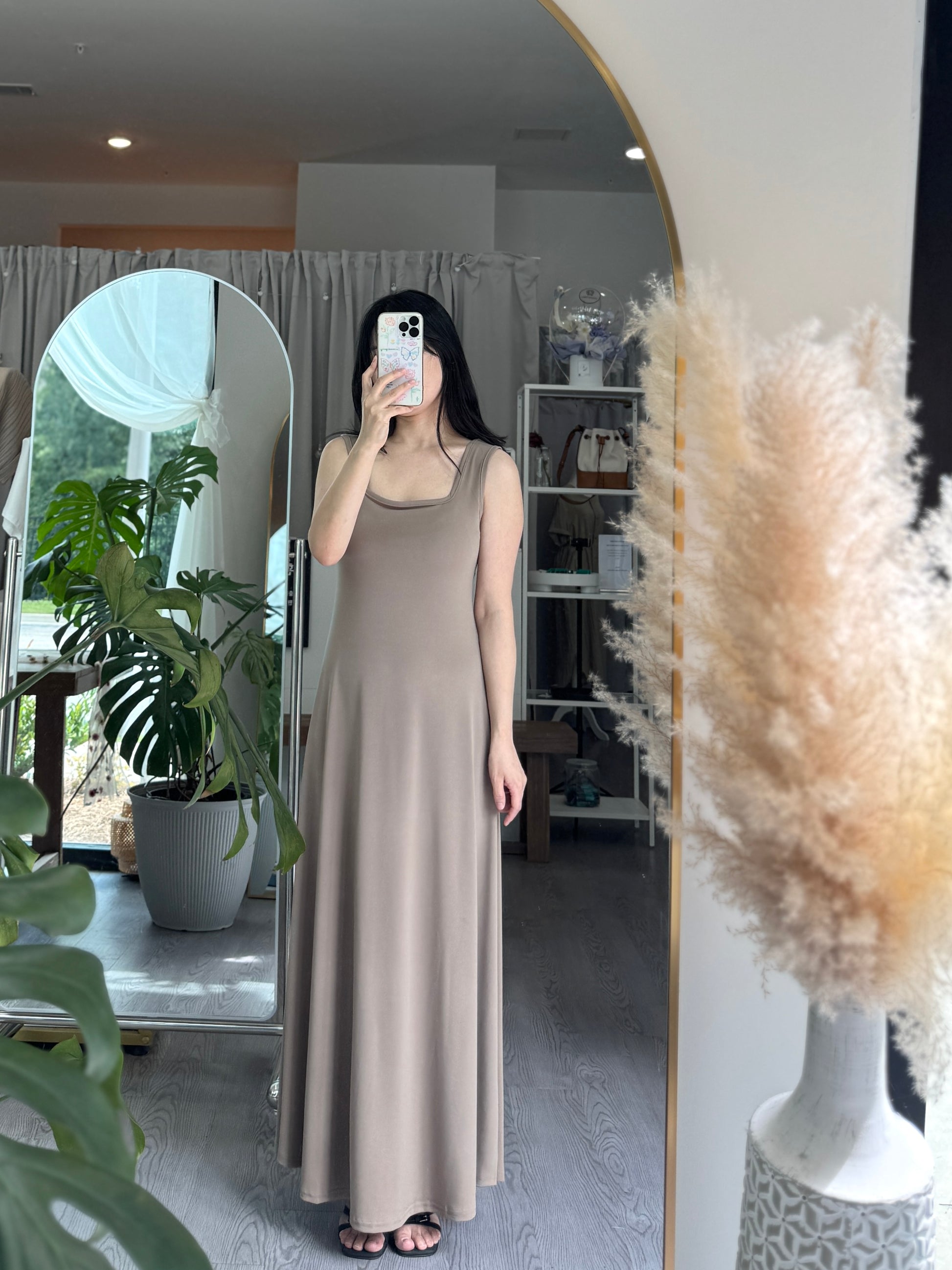 Square Grace Dress - AdoreMeU