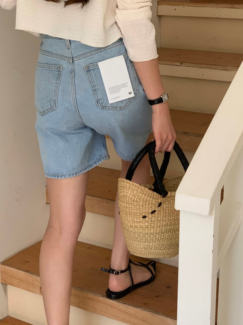 *  Simple Denim Shorts