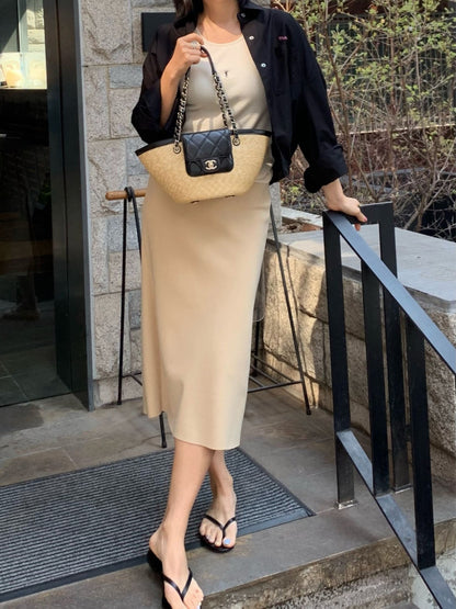 * Office Slim Skirt