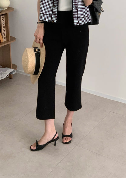 * Slim Capri Slit Pants