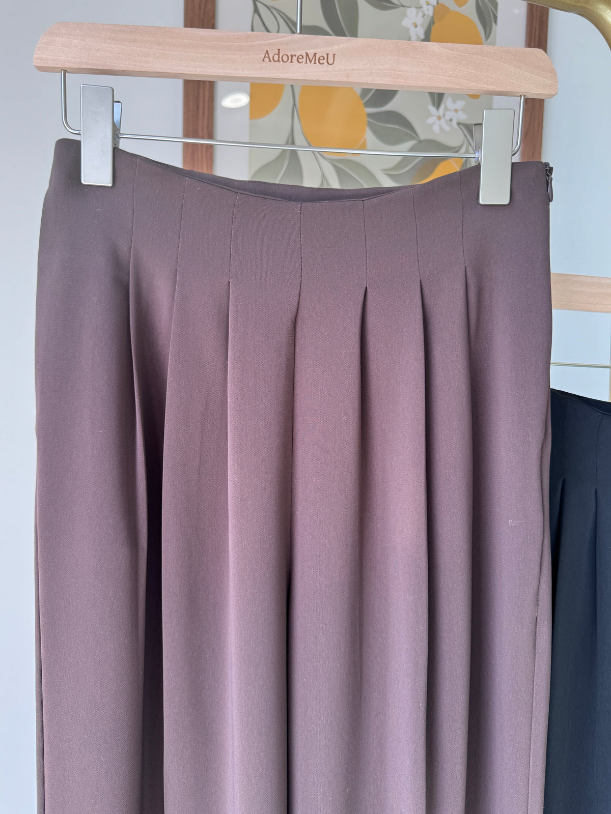 Three Pintuck Slacks(~9/22)