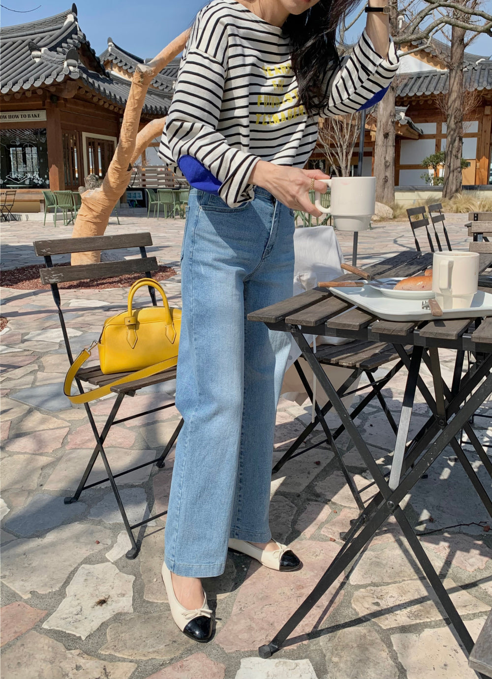 *Stripe Lettering T-Shirt