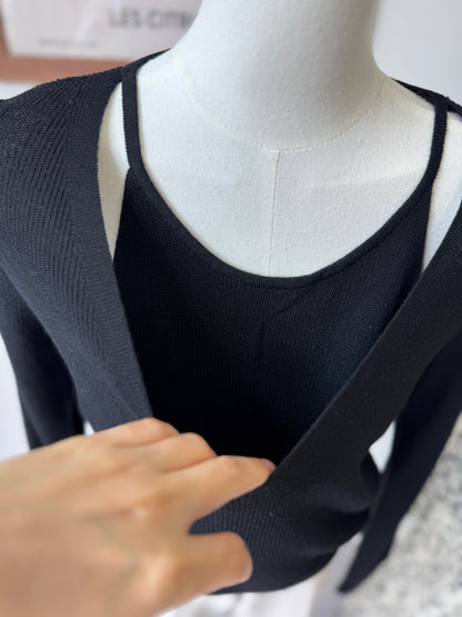 Twin Layered V neck Knit(~9/30) - AdoreMeU